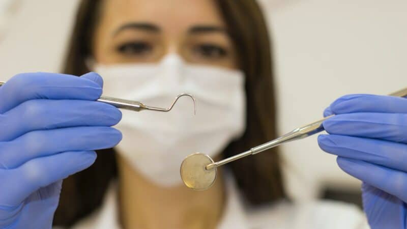 Comment gérer les problèmes de dents de ses enfants ?